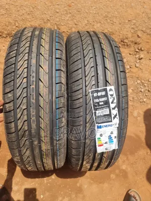 215/60r17 Onyx Tires for v Tour