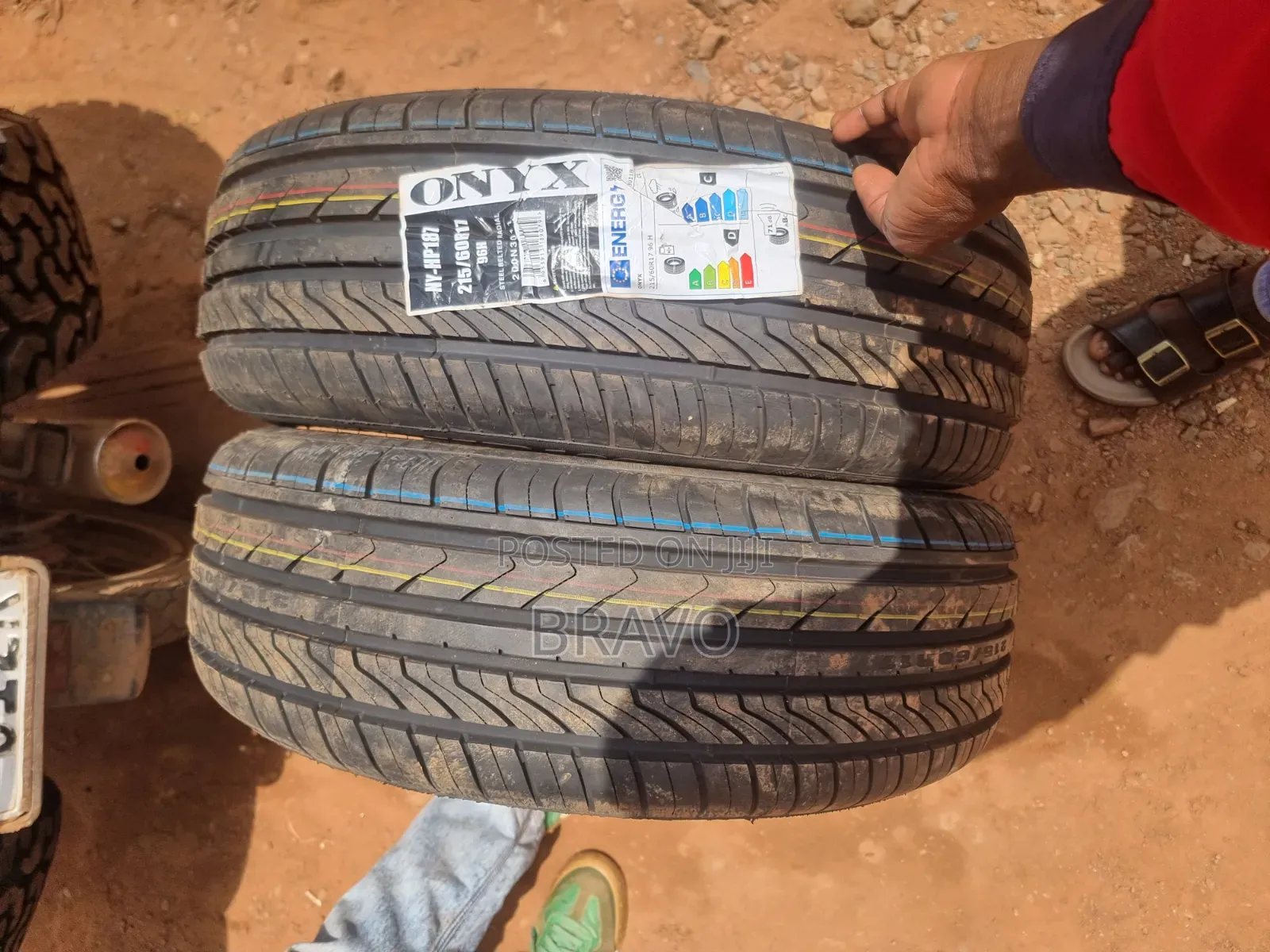 215/60r17 Onyx Tires for v Tour