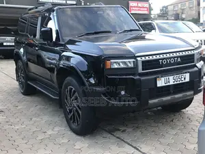 Toyota Land Cruiser Prado 2025 Black