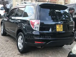 Subaru Forester 2010 Black