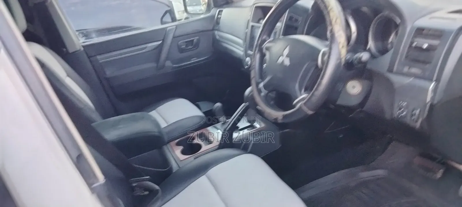Mitsubishi Pajero 2010 White
