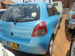 Toyota Vitz 2008 Blue