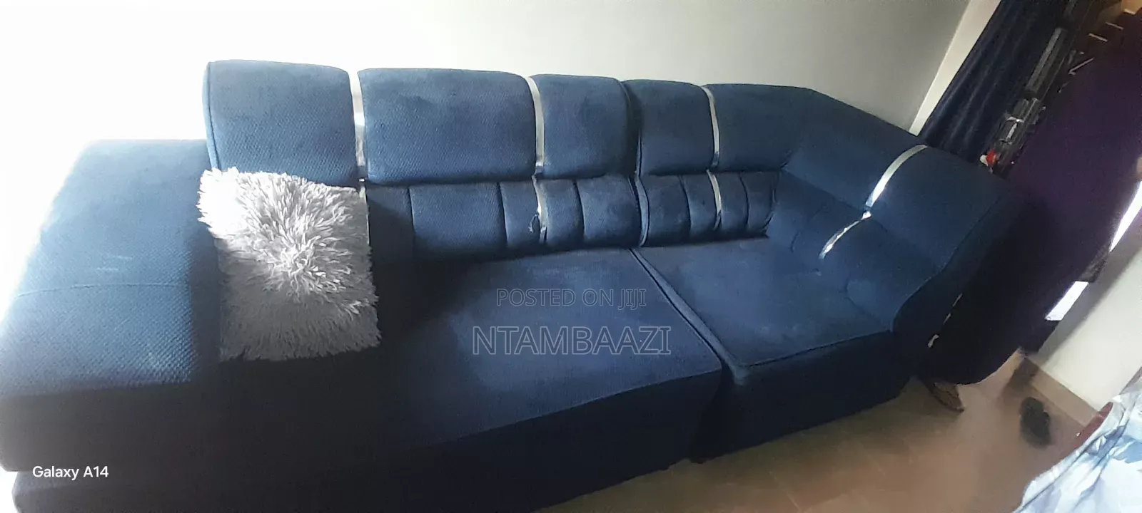 Classic Sofa Set
