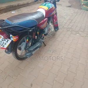 Bajaj CT 125X 2025 Red