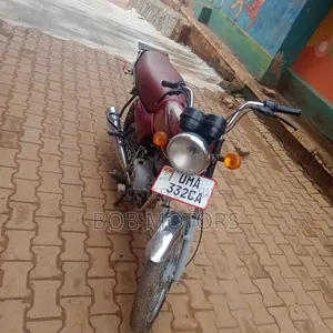 Bajaj Boxer 100 2025 Red