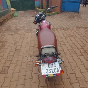 Bajaj Boxer 100 2025 Red
