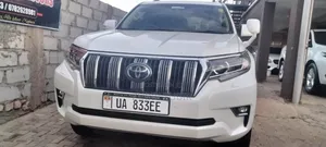 Toyota Land Cruiser Prado 2018 White