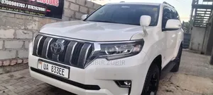 Toyota Land Cruiser Prado 2018 White