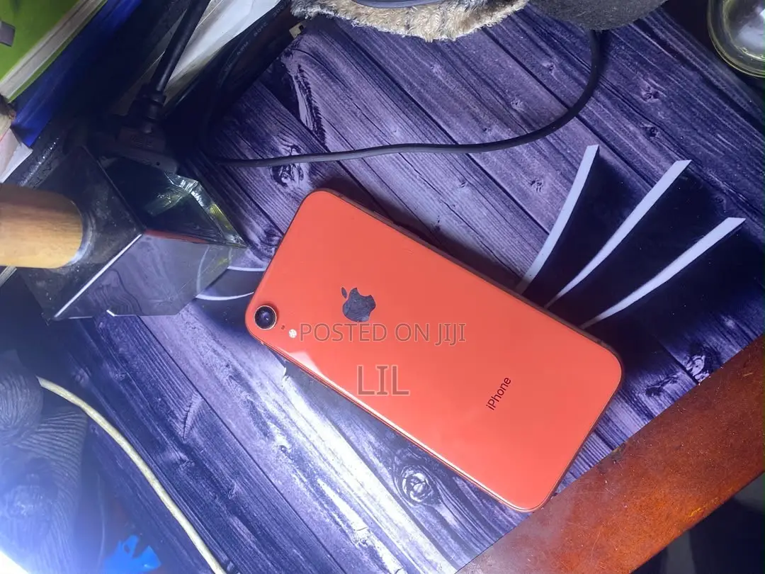 Apple iPhone XR 128 GB Orange