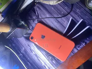 Apple iPhone XR 128 GB Orange