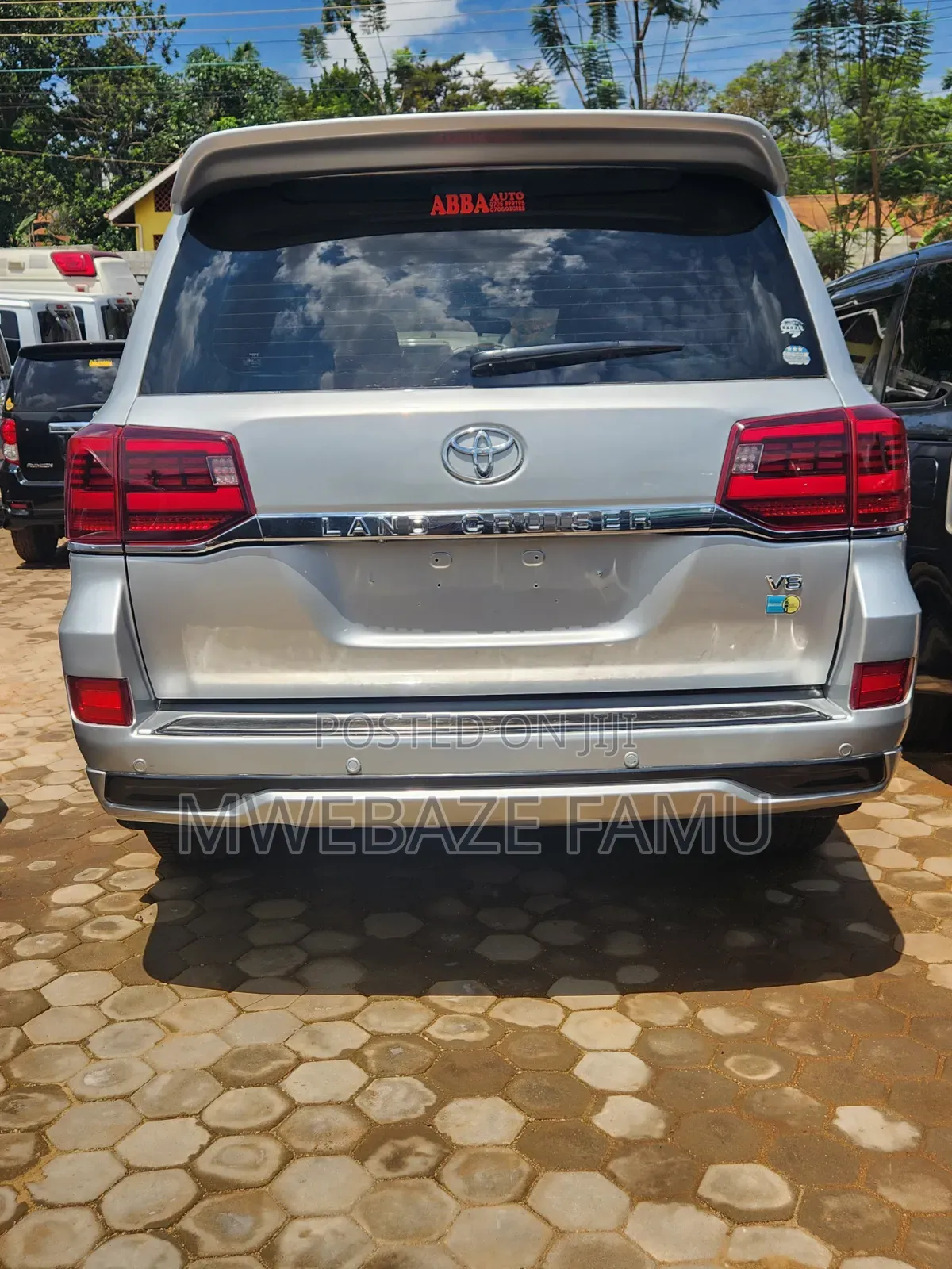 Toyota Land Cruiser 2017 Silver