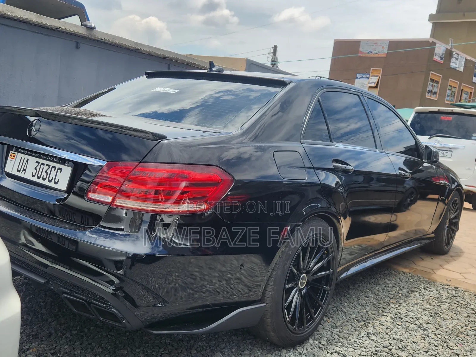 Mercedes-Benz E300 2014 Black