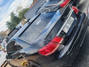 Mercedes-Benz E300 2014 Black
