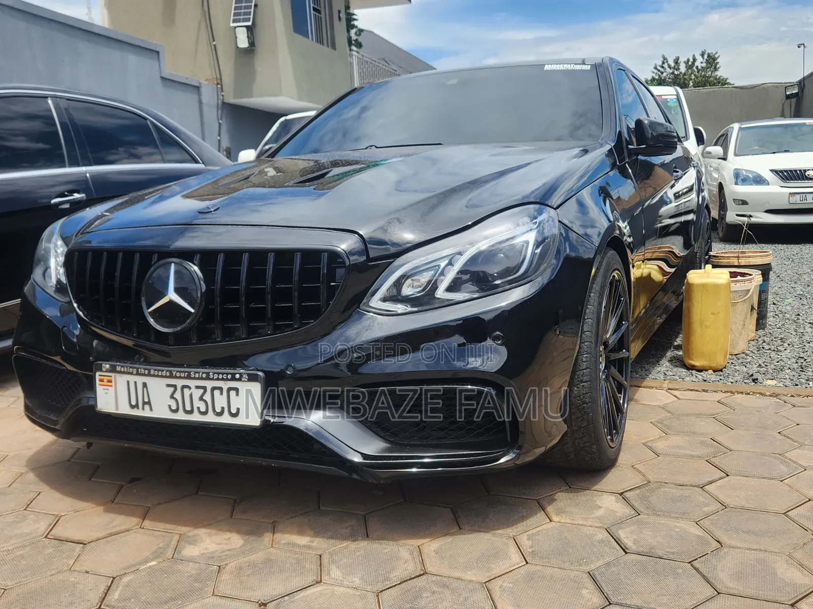 Mercedes-Benz E300 2014 Black