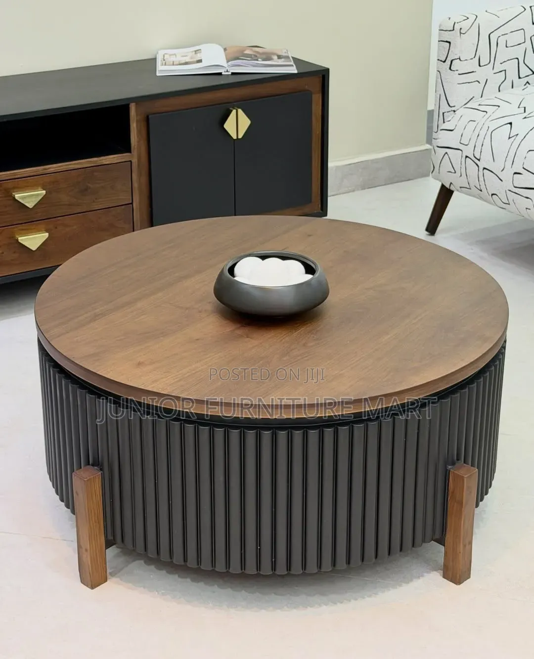 Modern Round Table
