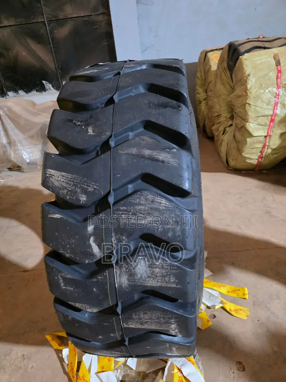 23.5R25 Gold Road Runner Tyres for Wheel Loader