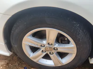 Toyota Mark X 2010