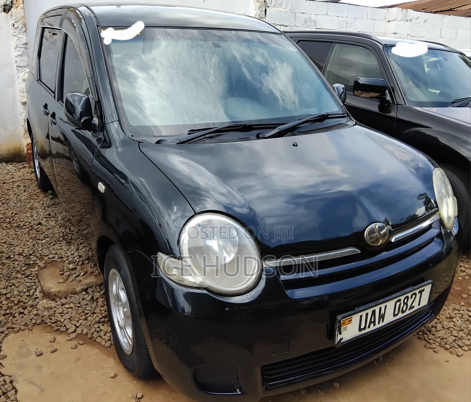 Toyota Sienta 2007 Black