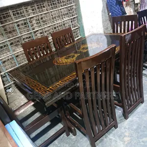 Six Seater Dining Table Ready to Carry