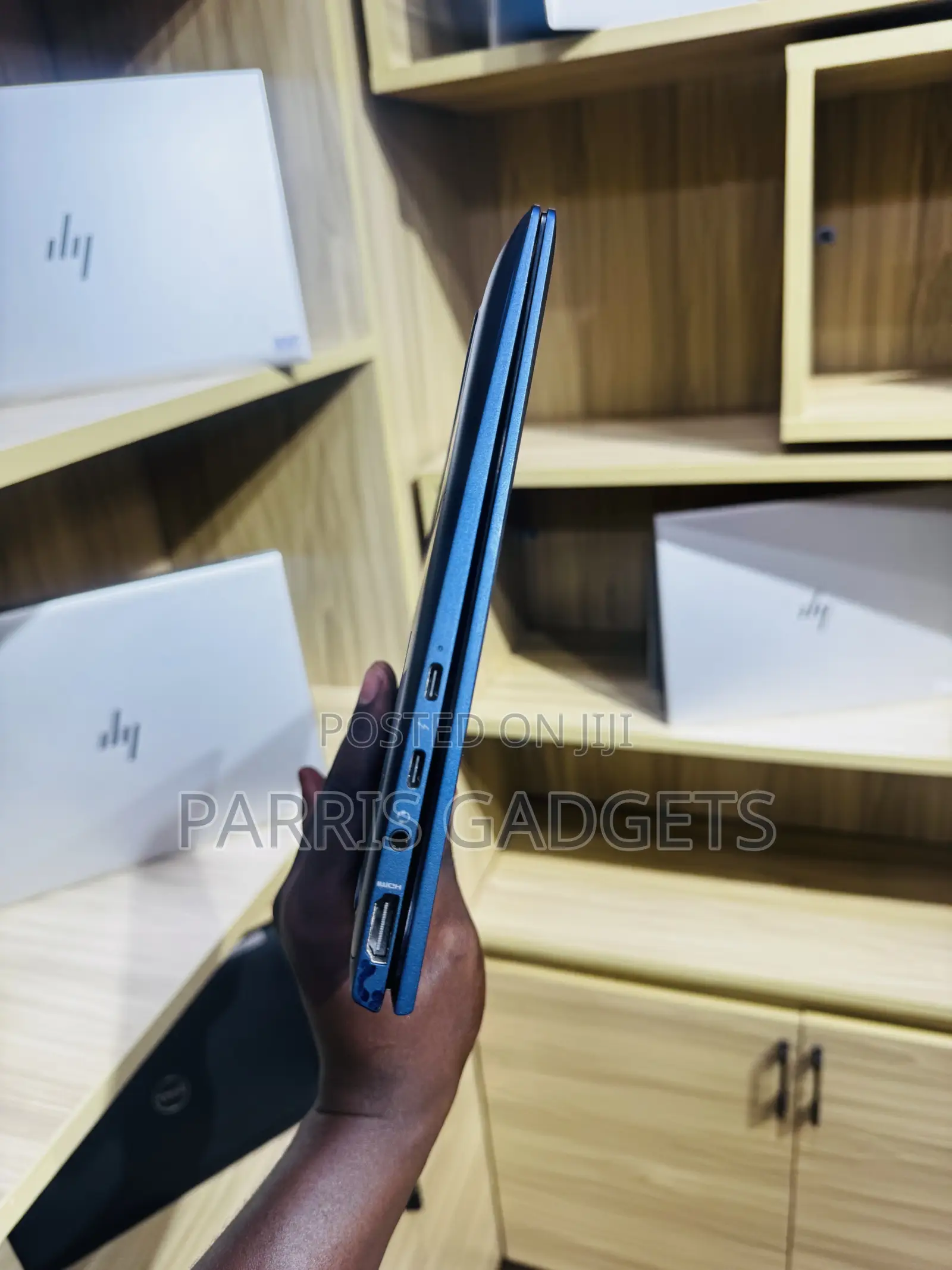 Laptop HP Dragonfly G3 8GB Intel Core i5 SSD 256GB
