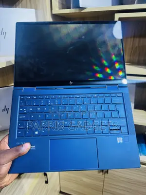 Laptop HP Dragonfly G3 8GB Intel Core i5 SSD 256GB