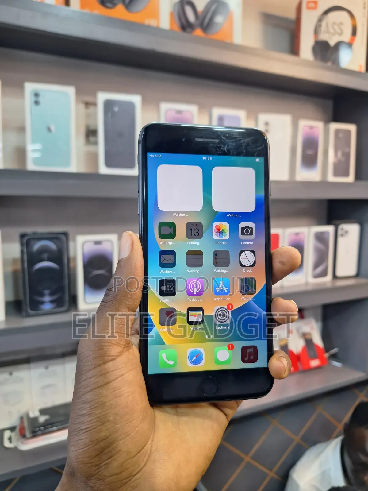 Apple iPhone 8 Plus 64 GB Black