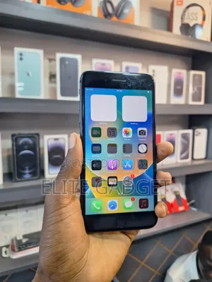 Apple iPhone 8 Plus 64 GB Black