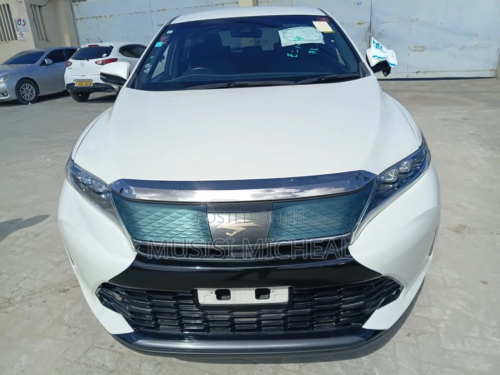 Toyota Harrier 2.0 2018