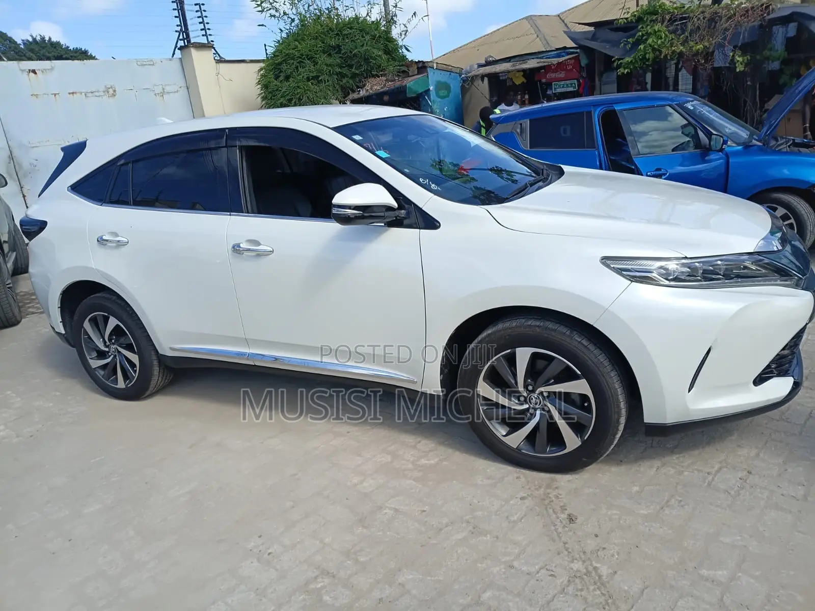 Toyota Harrier 2.0 2018