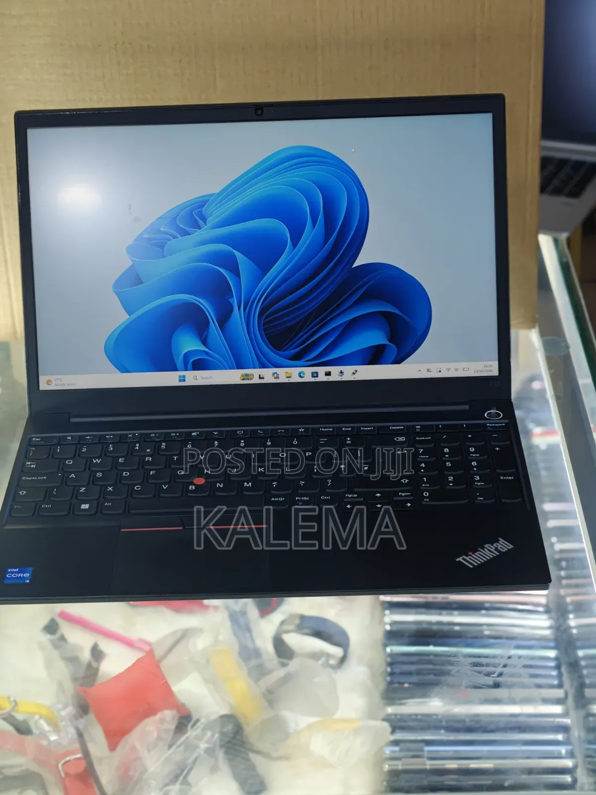 New Laptop Lenovo ThinkPad E15 8GB Intel Core i5 SSD 512GB