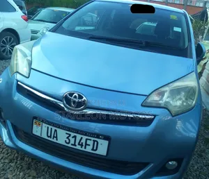 Toyota Ractis 1.5 AWD 2013 Blue