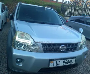 Nissan X-Trail 2.0 Petrol XE 2010 Silver
