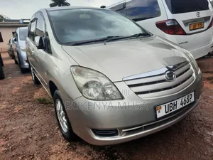 Toyota Passo 2004 Silver