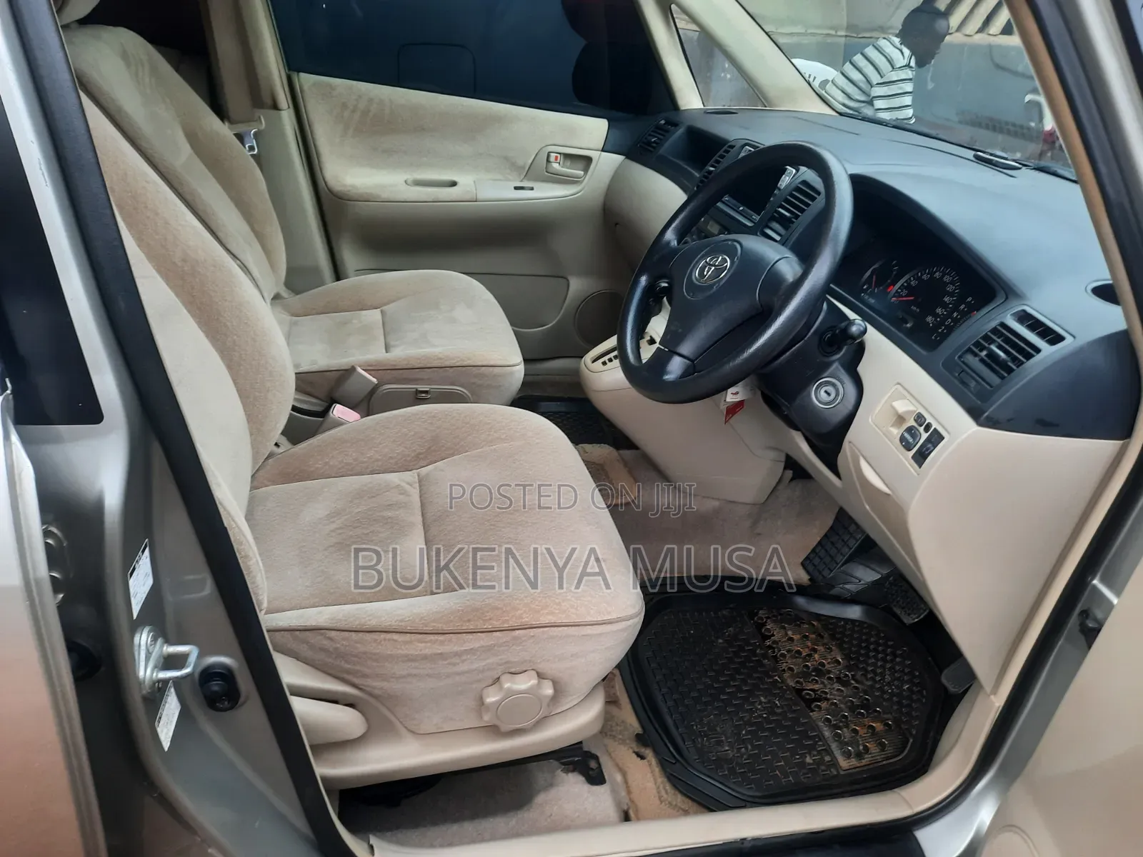 Toyota Passo 2004 Silver