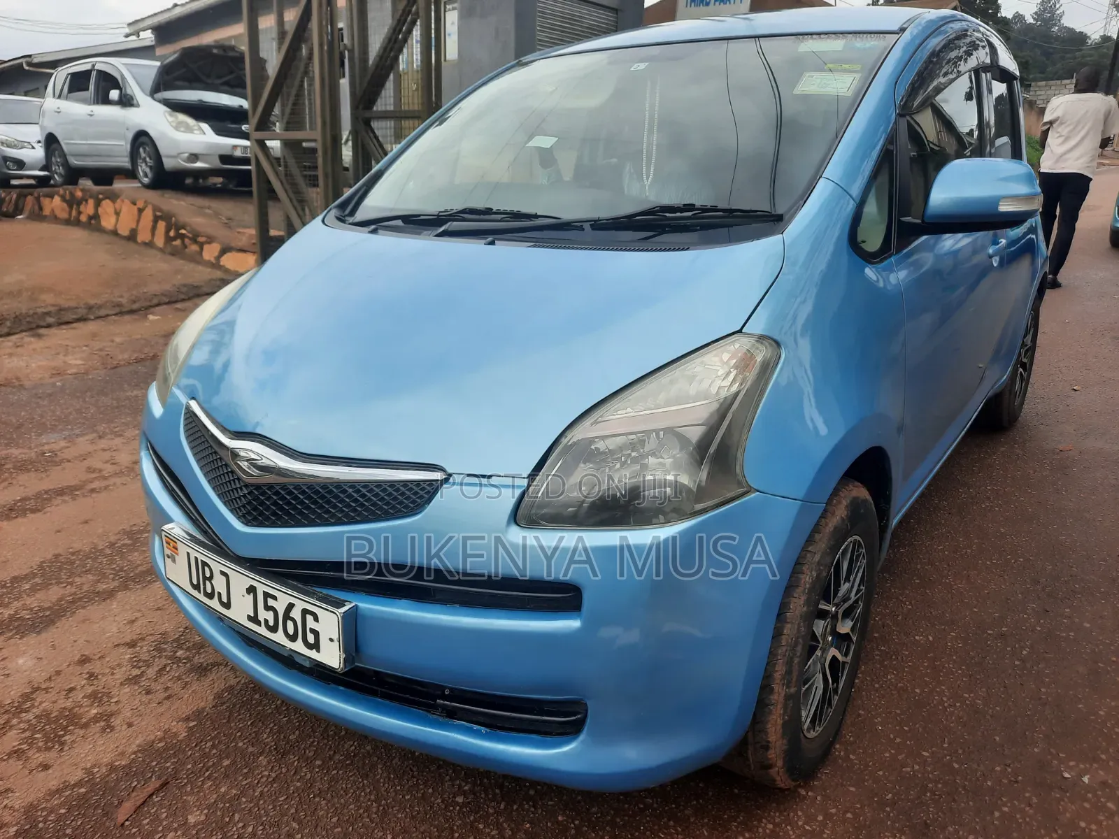 Toyota Ractis 2008 Blue