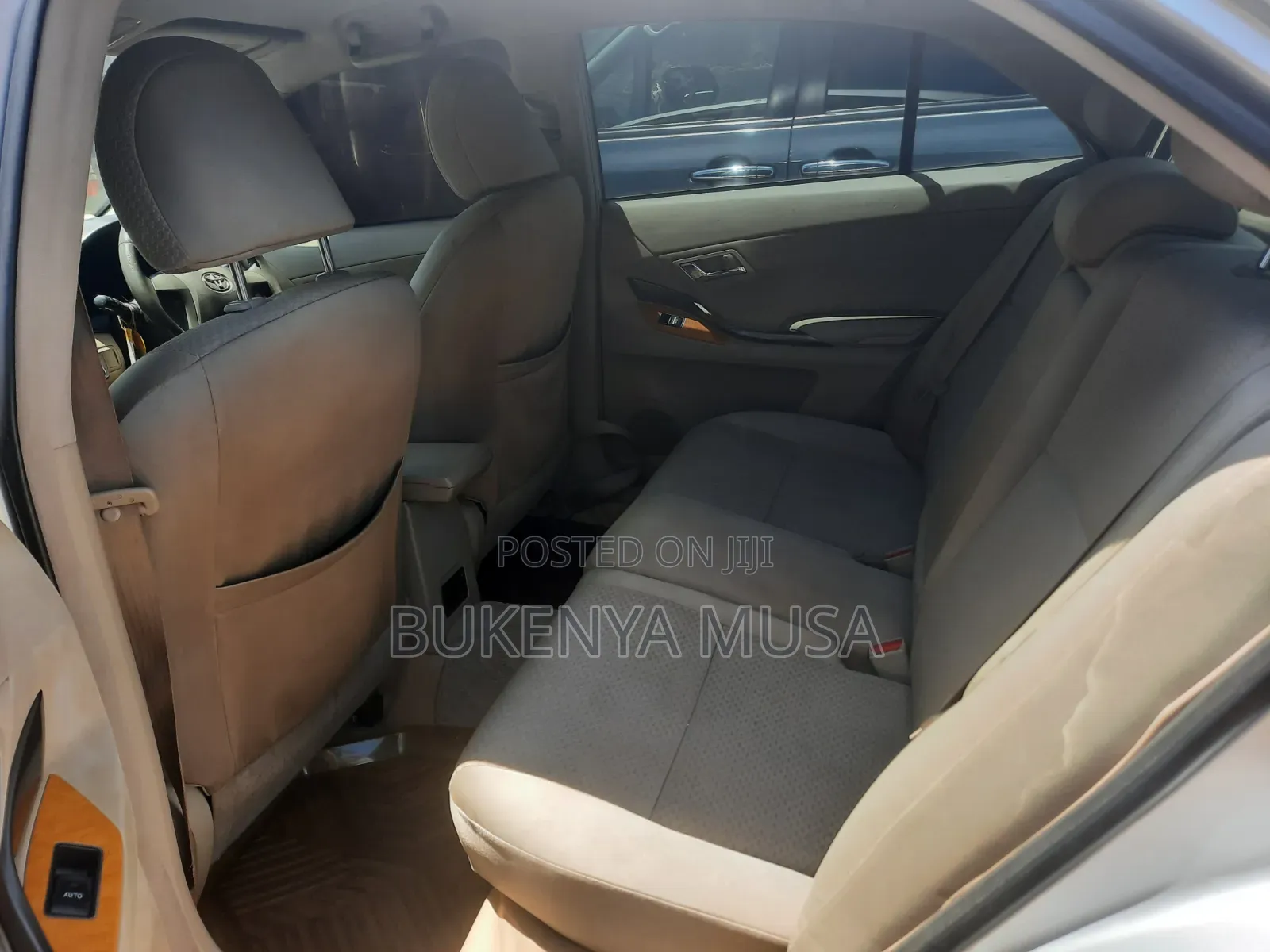 Toyota Premio 2010 Silver
