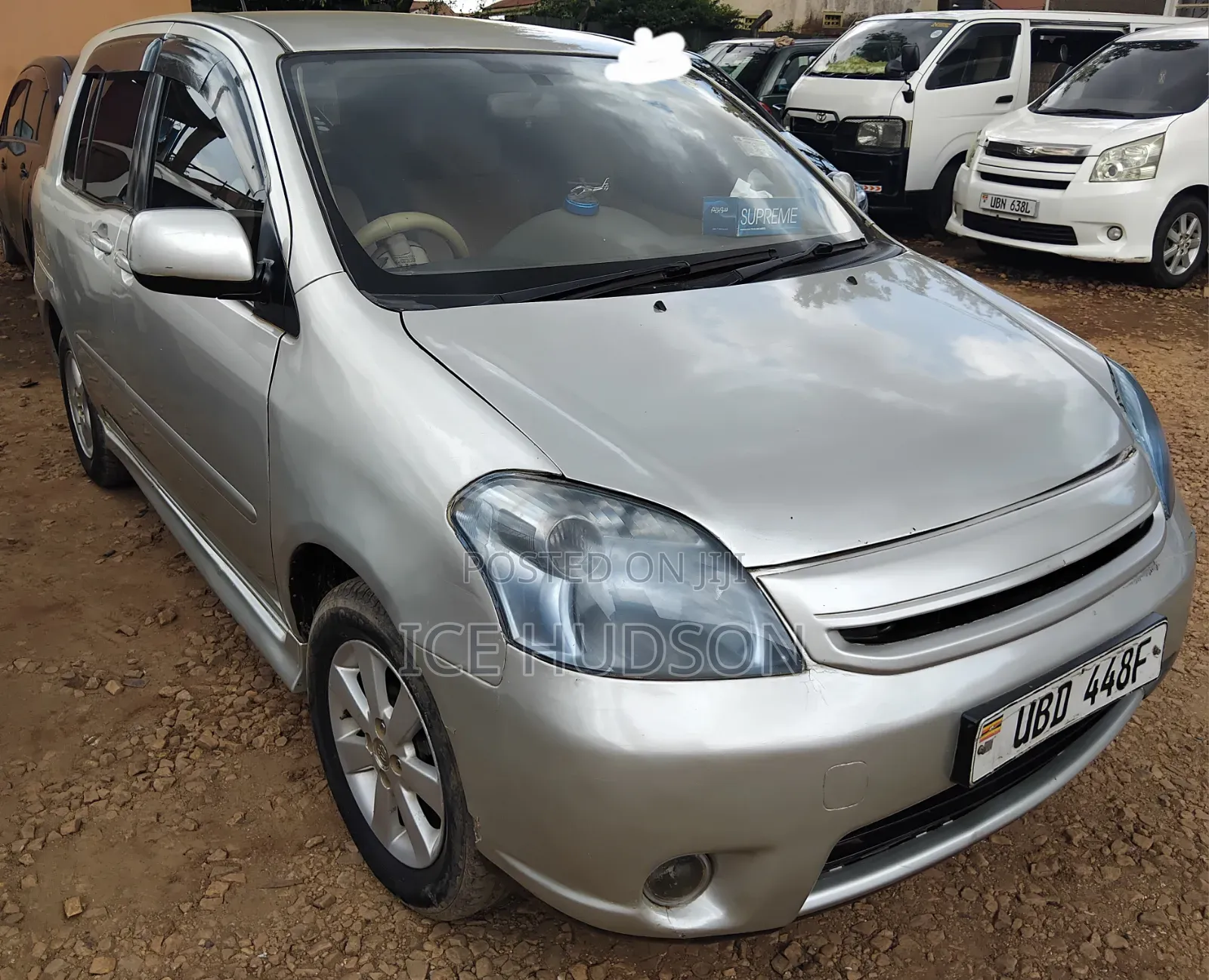 Toyota Raum 2006