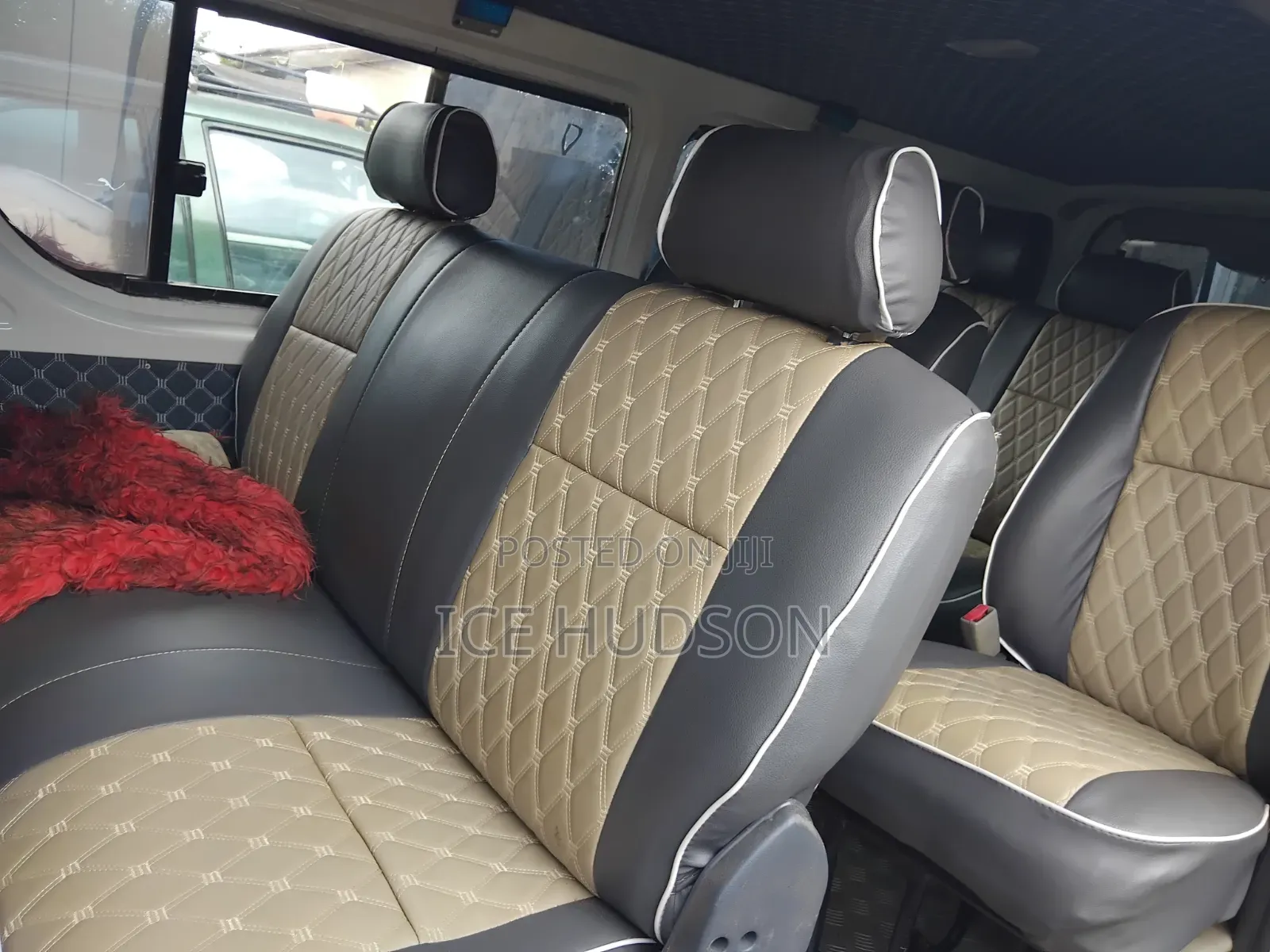 Toyota HiAce 2010 White