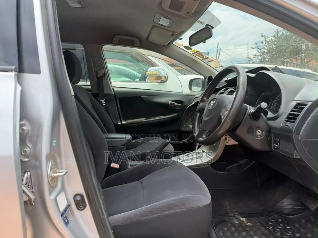 Toyota Corolla 2008 Silver