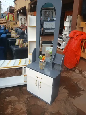 Dressing Mirror Made in Wood