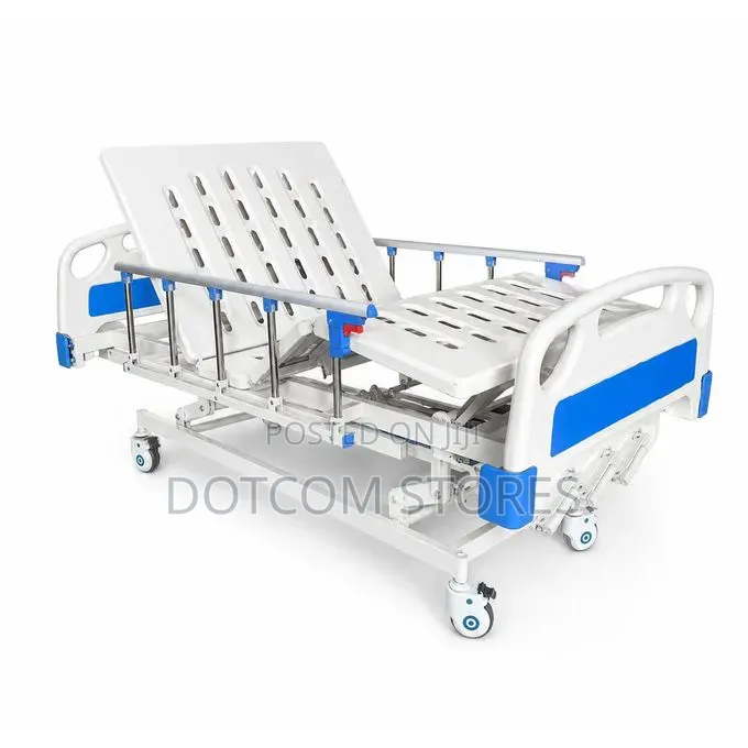 3-Crank Manual Hospital Bed