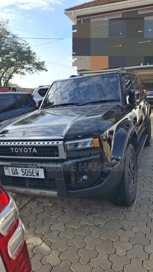 Toyota Land Cruiser 2024 Black
