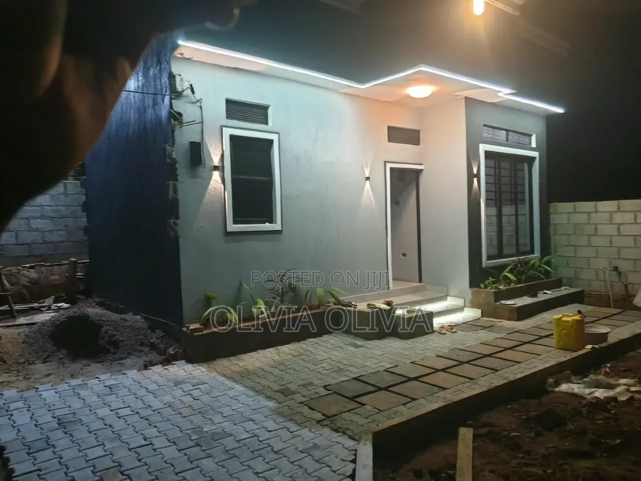 1bdrm House in Gangu Busabala, Central Division for rent