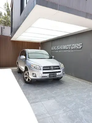 Toyota RAV4 2013 White