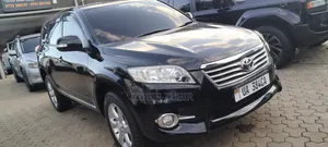 Toyota Vanguard 2011 Black