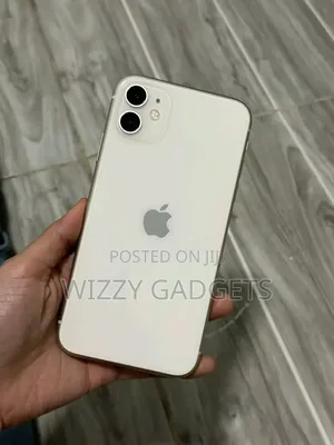 Apple iPhone 11 64 GB White