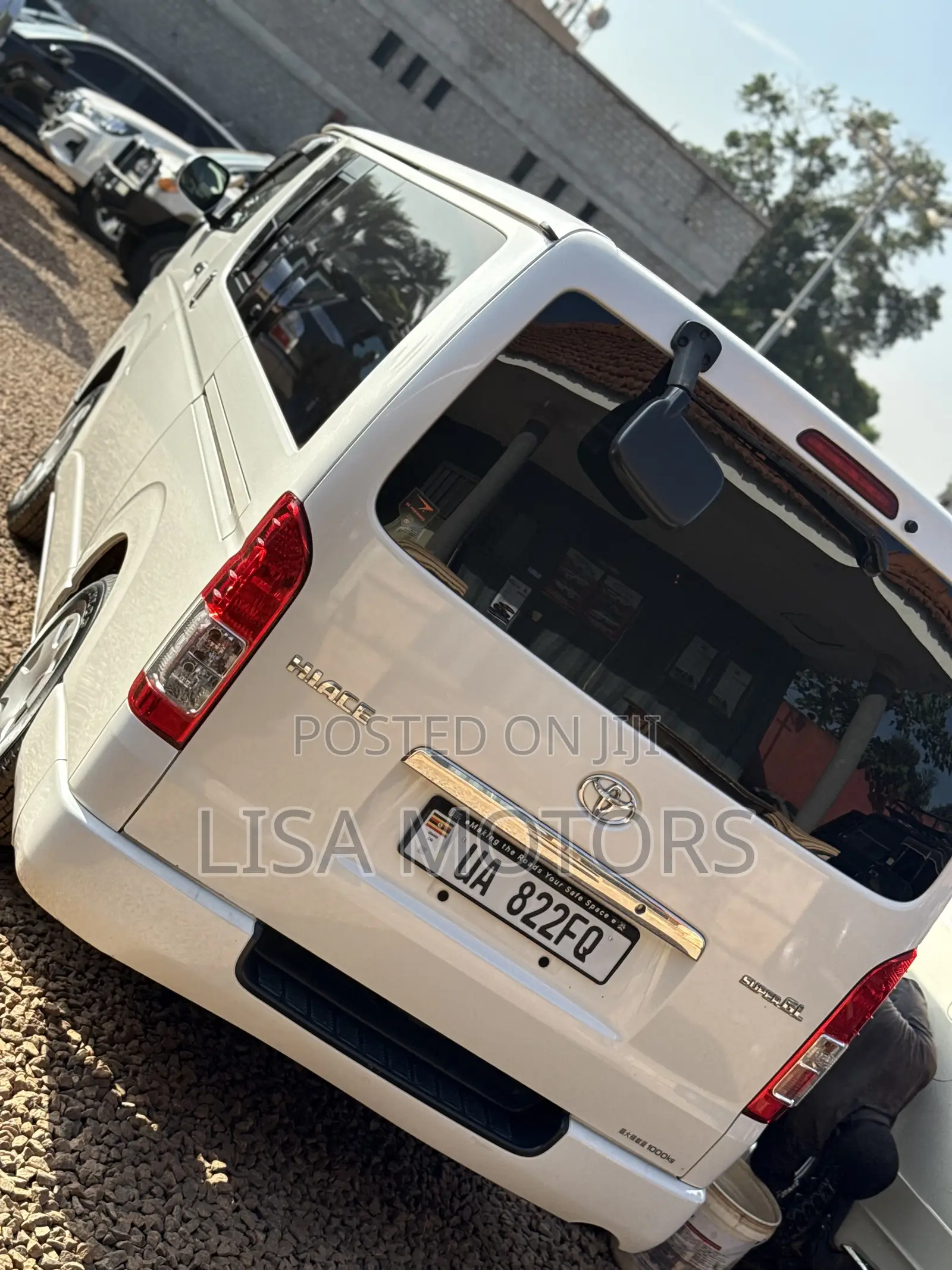 Toyota HiAce 2012 White