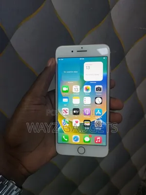Apple iPhone 8 Plus 64 GB White