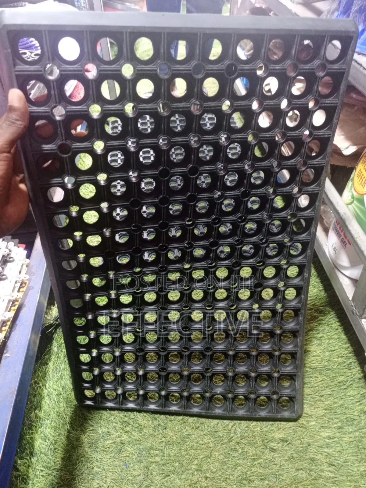 Anti-Slip Hollow Rubber Ring Mat.
