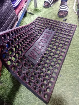 Heavy-Duty Rectangular Rubber Hollow Doormat